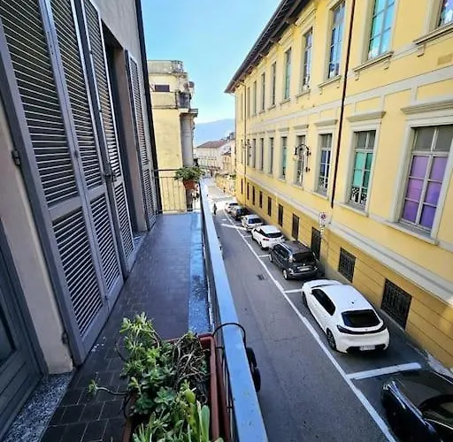 Marilyn Pallanza Parking Free Apartment