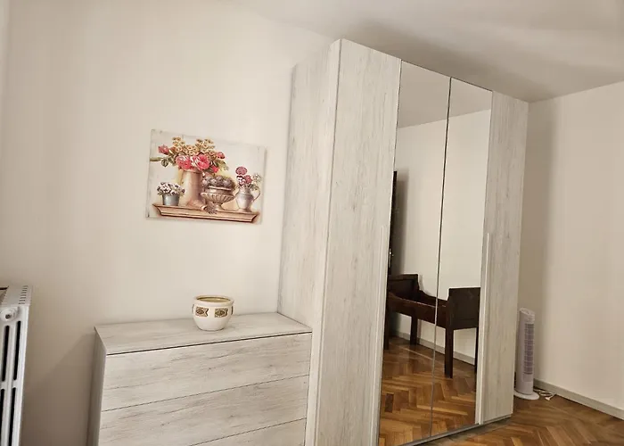 Marilyn Pallanza Parking Free